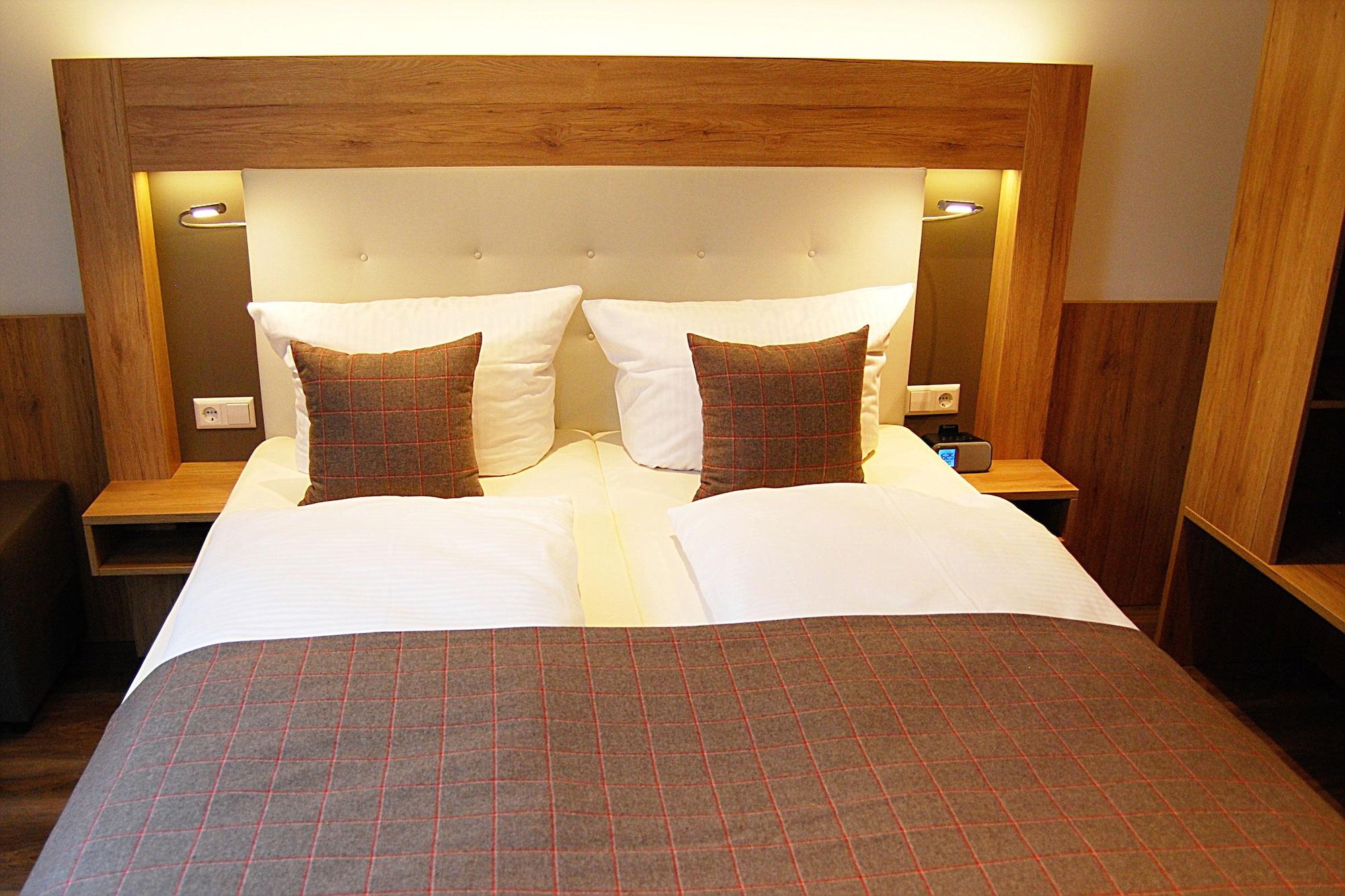 Hotel Am Martinsberg Andernach Ngoại thất bức ảnh