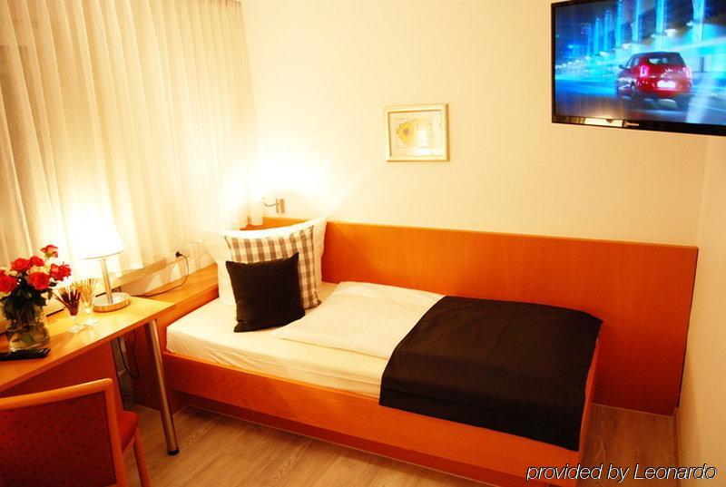 Hotel Am Martinsberg Andernach Ngoại thất bức ảnh