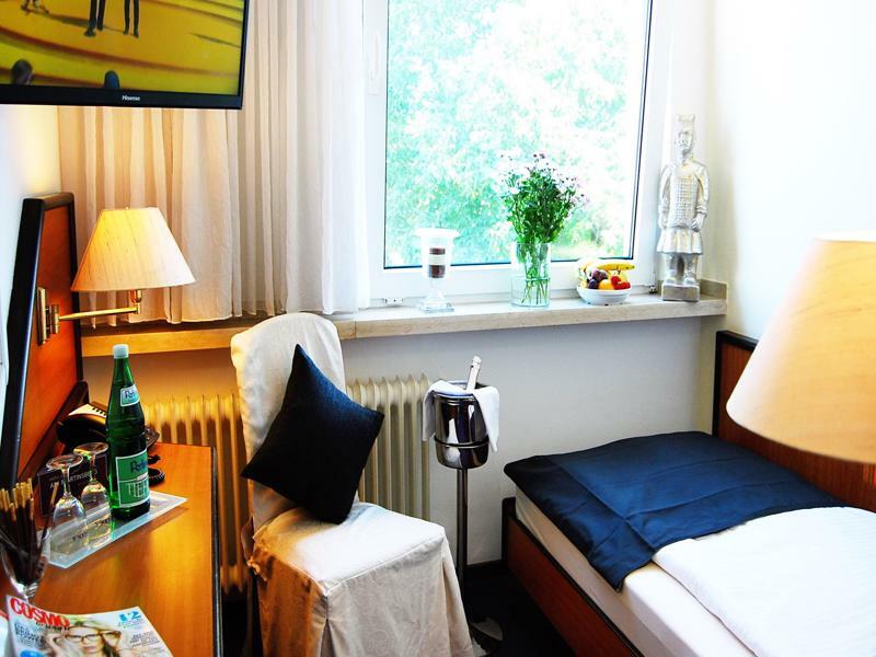 Hotel Am Martinsberg Andernach Ngoại thất bức ảnh